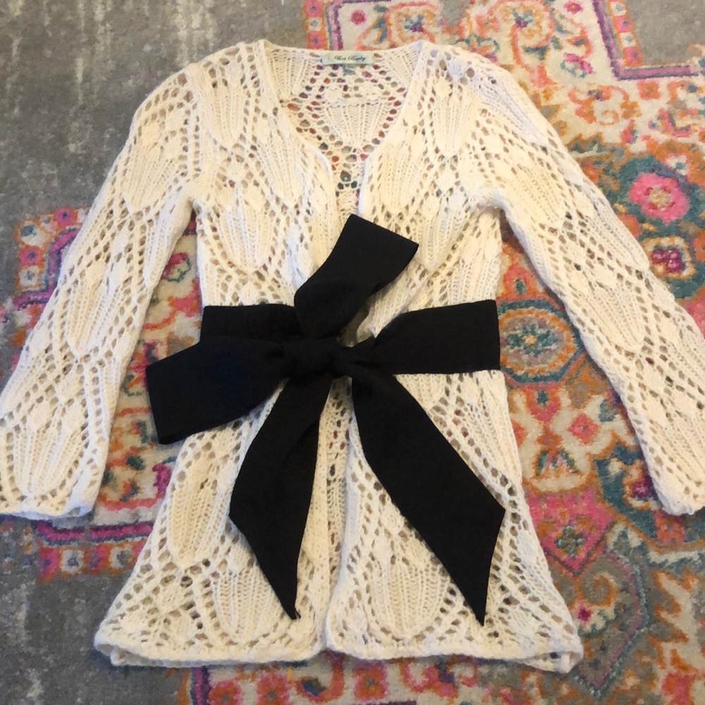 Cream Open-Knit Cardigan with Black Bow Belt